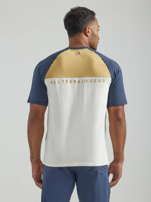 112333818 - Wrangler Men’s ATG Compass T-Shirt - Golden Navy