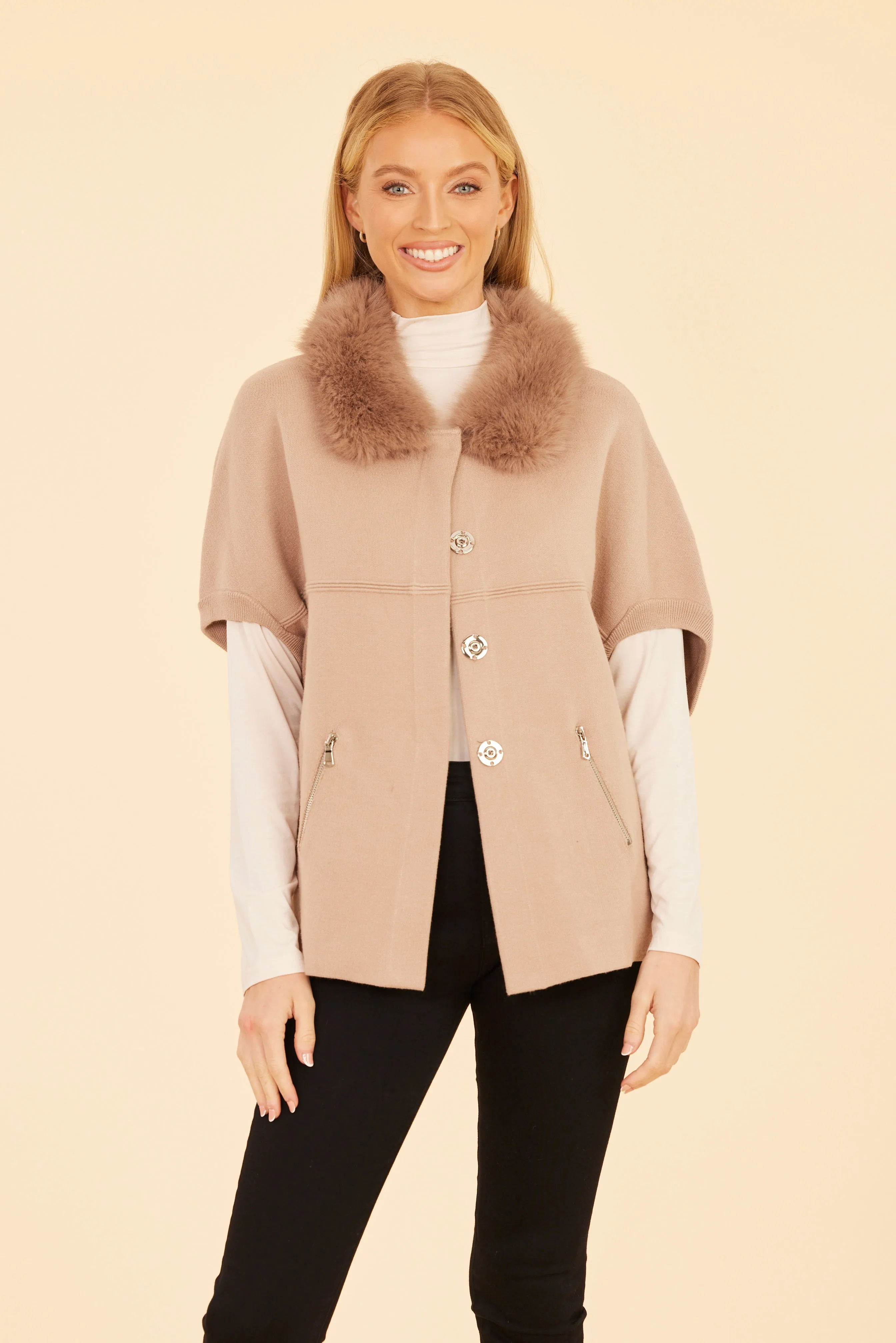 FW'24 Faux Fur Collar Short Sleeved Cardigan