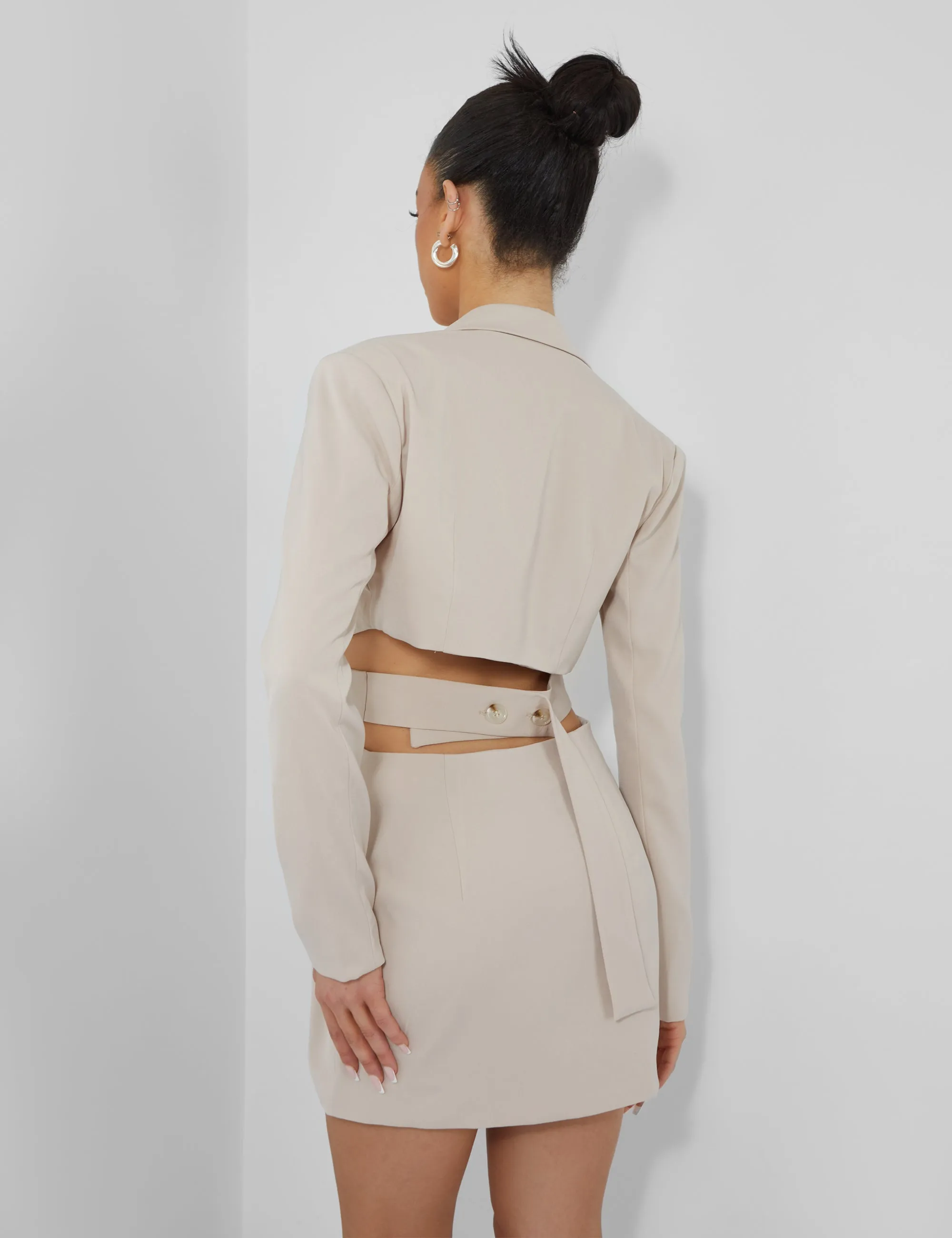 Pocket Detail Cut Out Waist Tailored Blazer Dress Ecru