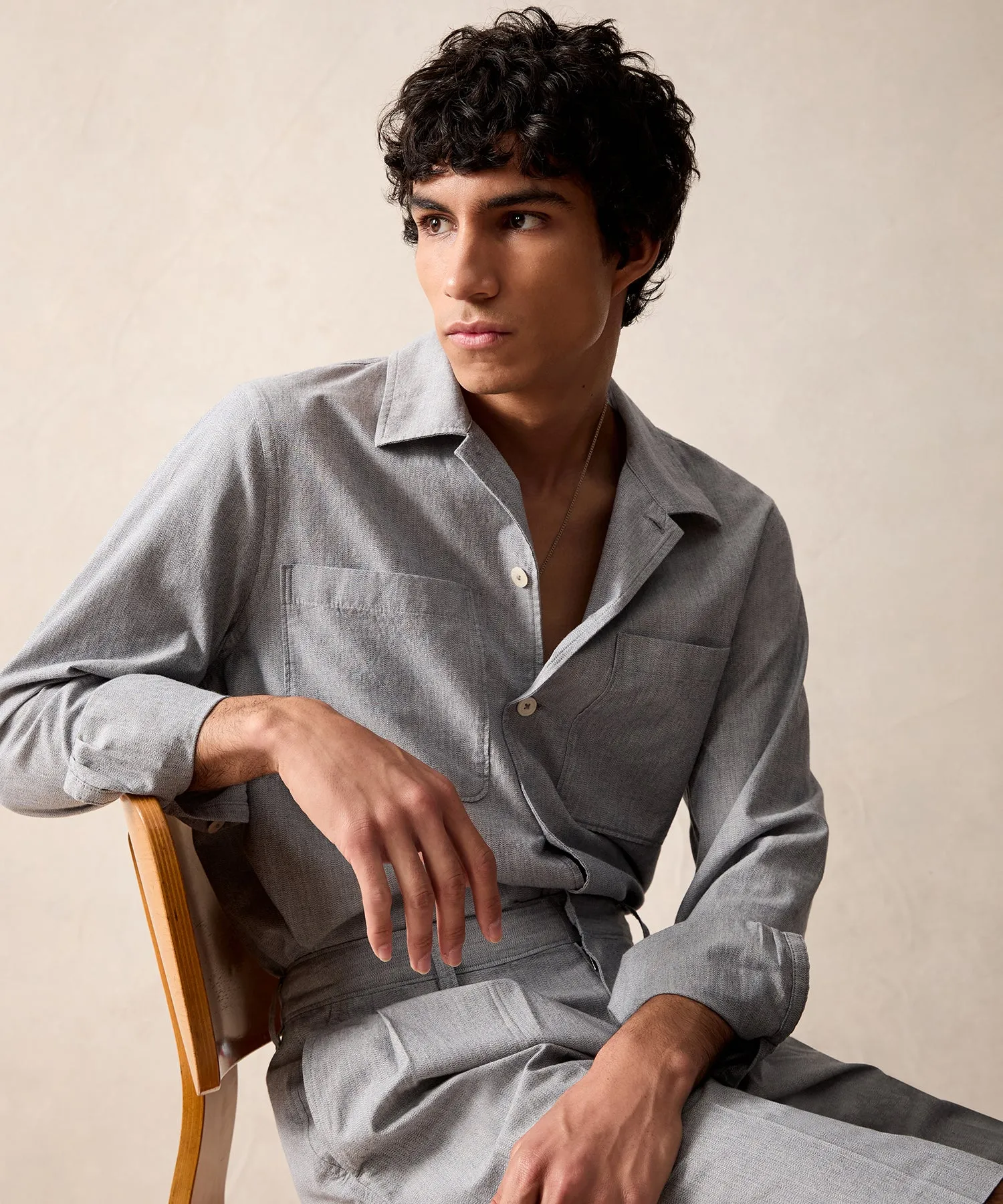 Two-Pocket Overshirt in Grey